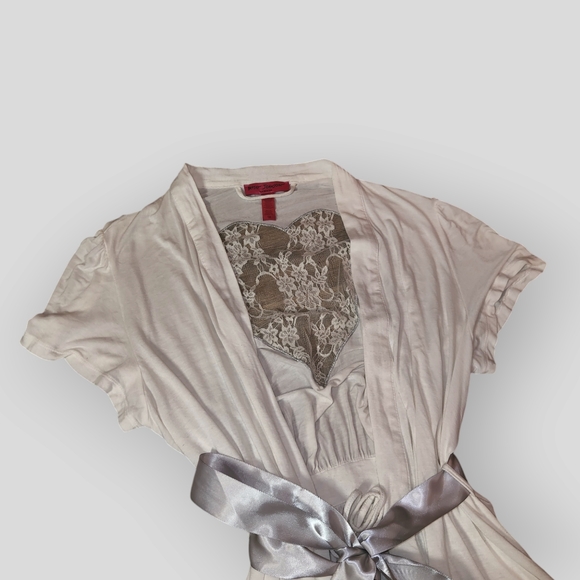 Betsey Johnson Coquette White Robe 🤍 - Picture 3 of 7